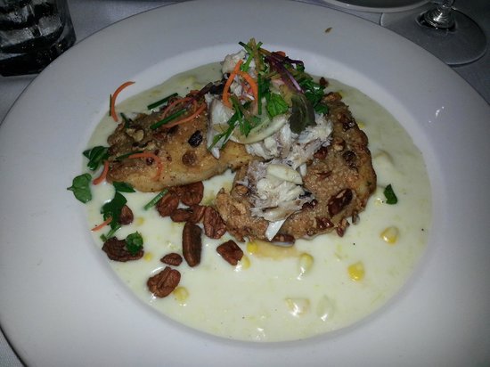 Commander's Palace signature dishes Commander's Bread Pudding Soufflé
Pecan Crusted Gulf Fish
Chargrilled Creekstone Farms Beef Tenderloin
